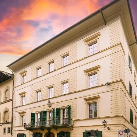 Cavalier Paolo - La Dimora Degli Affreschi Apartman Firenze